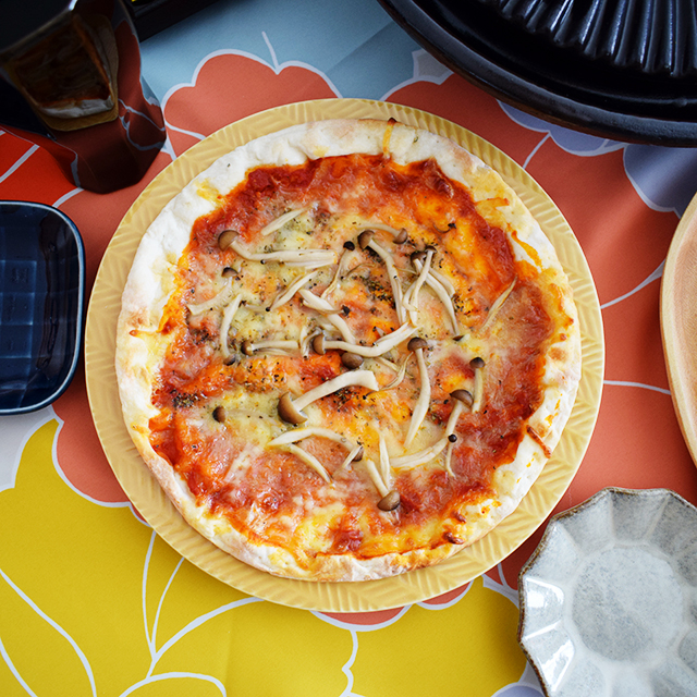 ヘリンボーンプレート イエロー