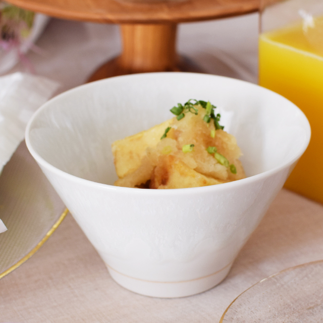 カラー流し反りボウル ホワイト