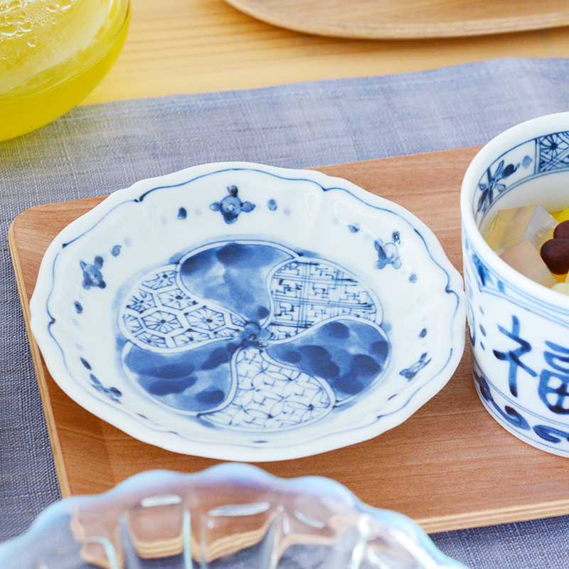 輪花深皿 梅祥瑞