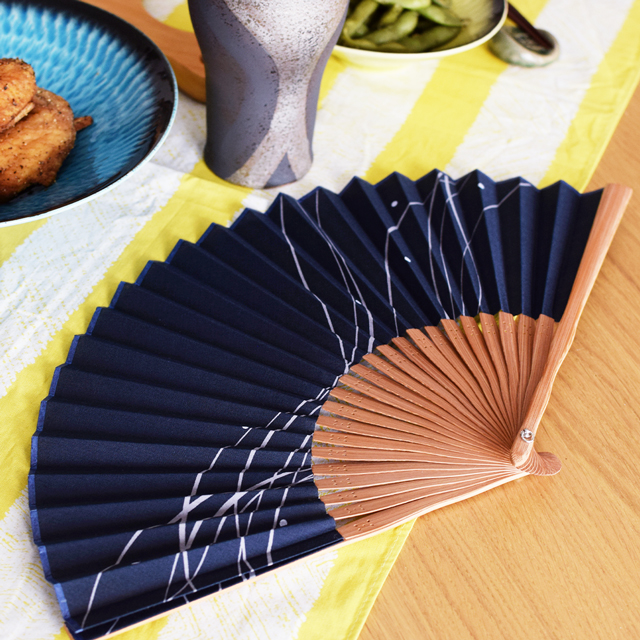 fuwa扇子 波 ネイビー