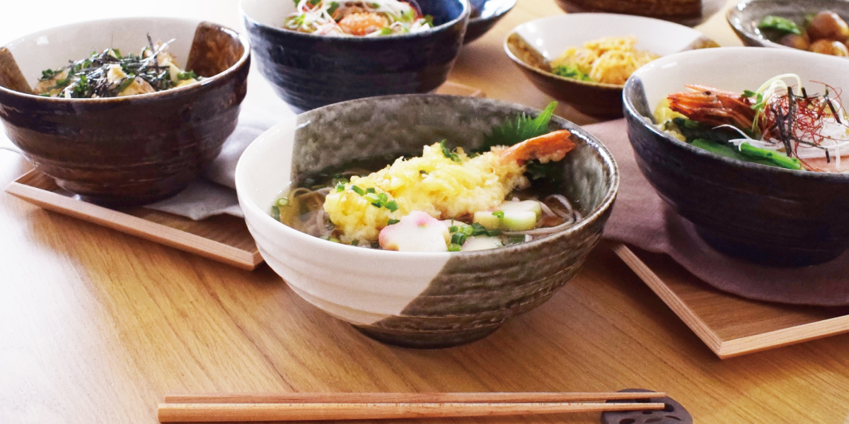 華やかな雰囲気を演出する迎春の器