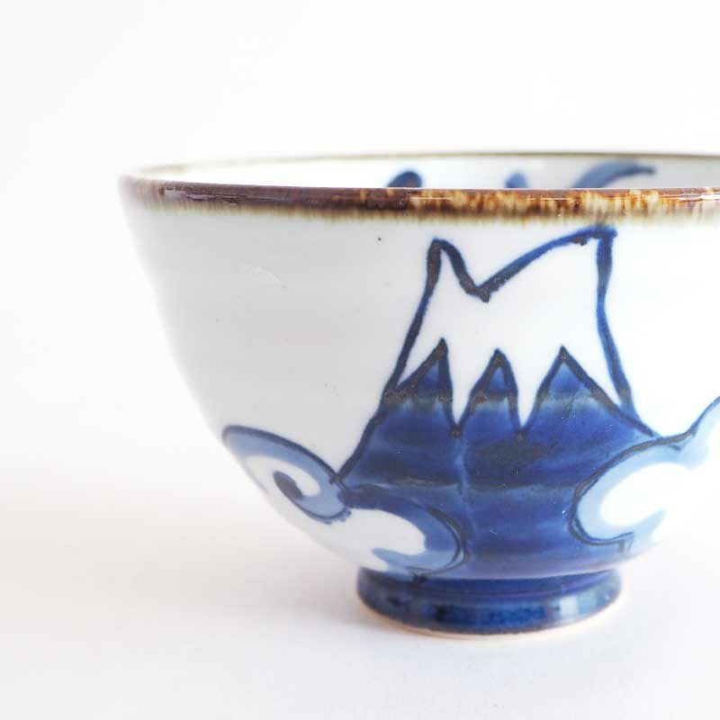 色むらや線の太さは手描きならではの風合いです