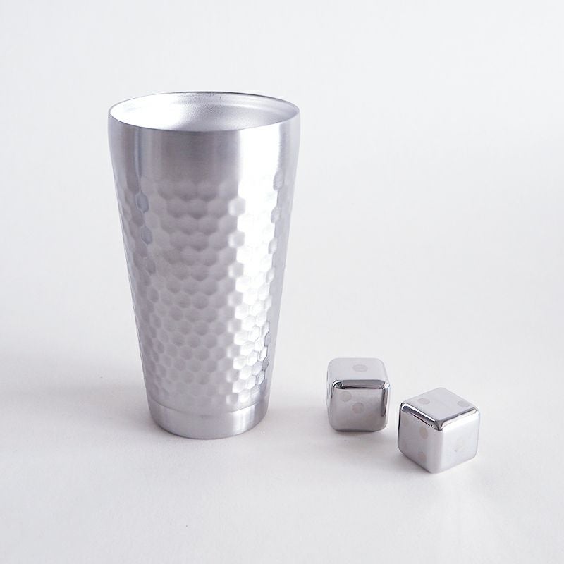 二重構造のステンレスタンブラーとフローズンキューブのセットです