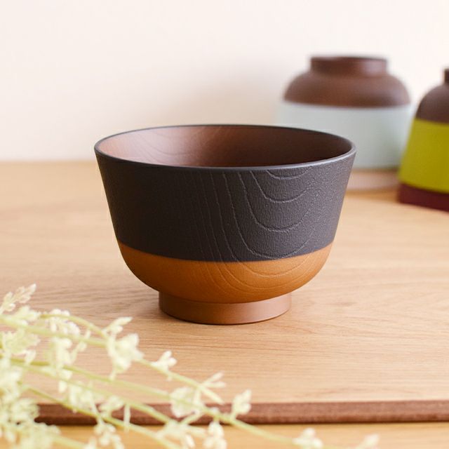 日本伝統色 羽反塗分汁椀 漆黒｜和食器通販｜織部 Online Store【公式】