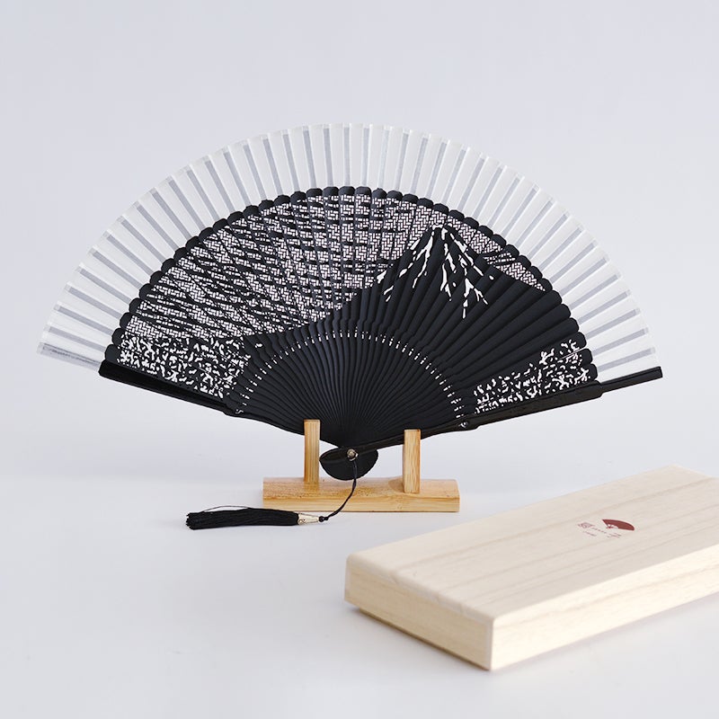 透かし富士扇子 桐箱入 染竹