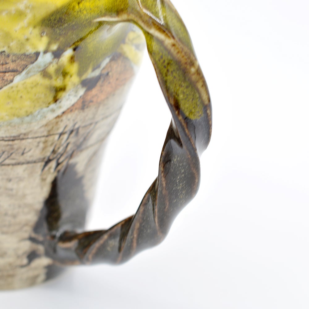 鶴琳窯 ねじり手フリーカップ 二色線刻 イエロー