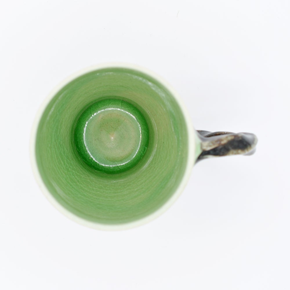 鶴琳窯 ねじり手フリーカップ 二色線刻 ヒワグリーン