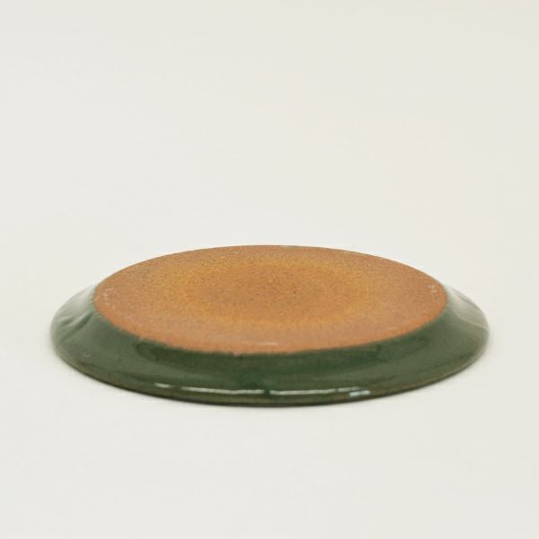 裏側は釉薬がかかっていない仕様です