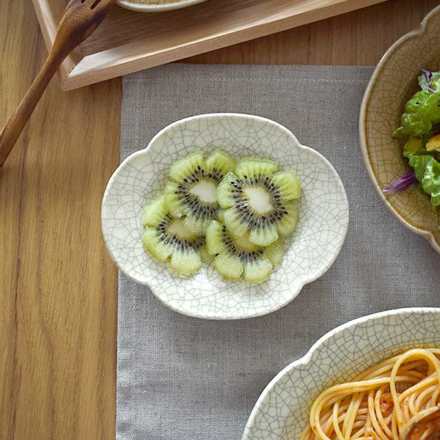 oribe pottery オーバル プチプレート 墨貫入 イエロー