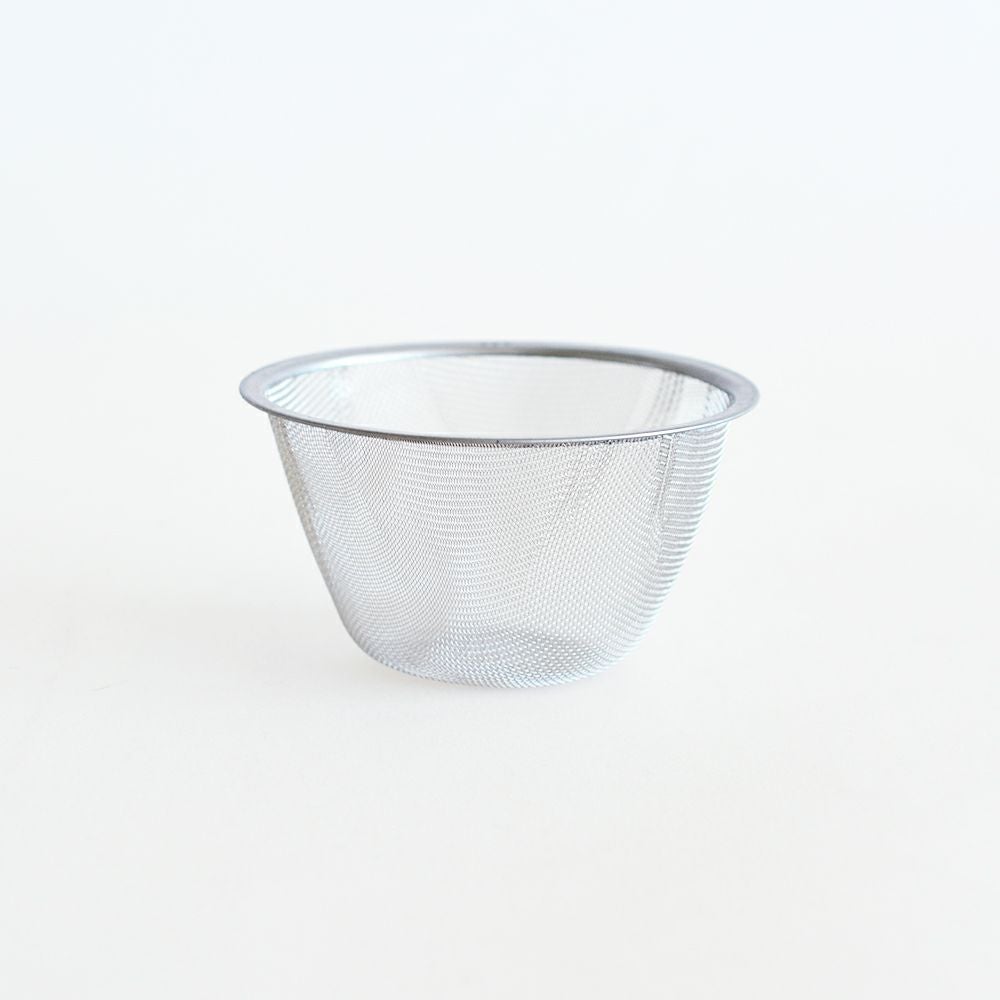 茶葉がこぼれない茶こし付きです