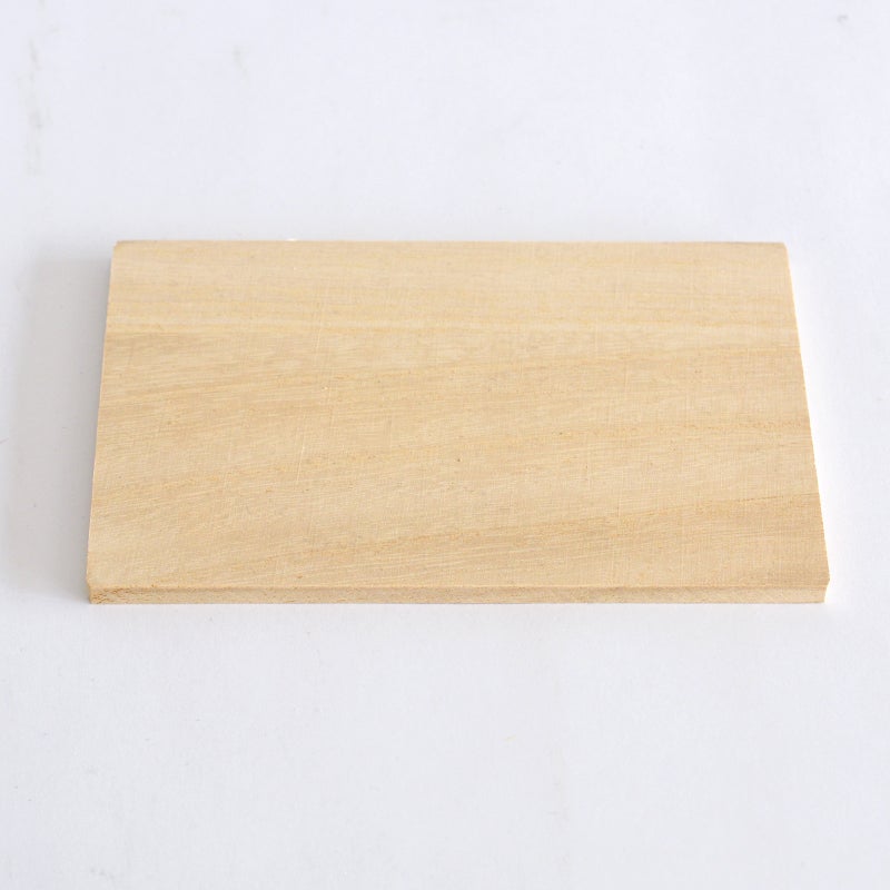 木製の板がついています