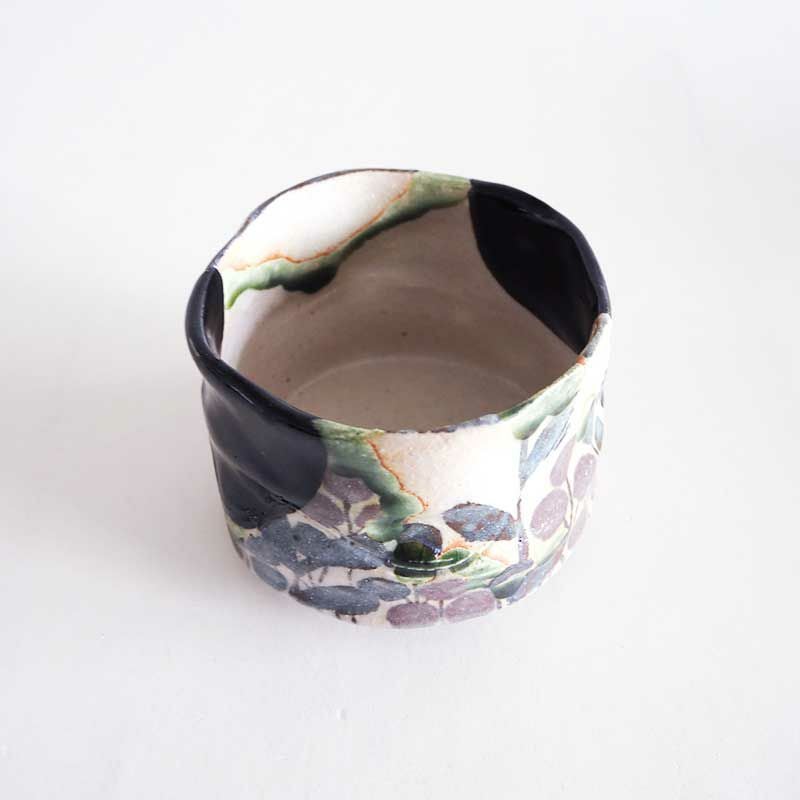一口抹茶碗 黒織部｜和食器通販｜織部 Online Store【公式】
