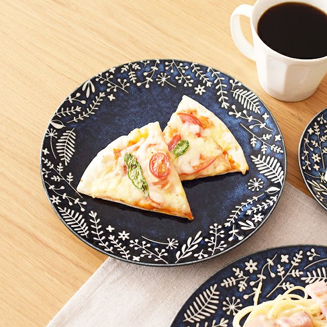 ボタニカル プレート 23cm ネイビー｜和食器通販｜織部 Online Store