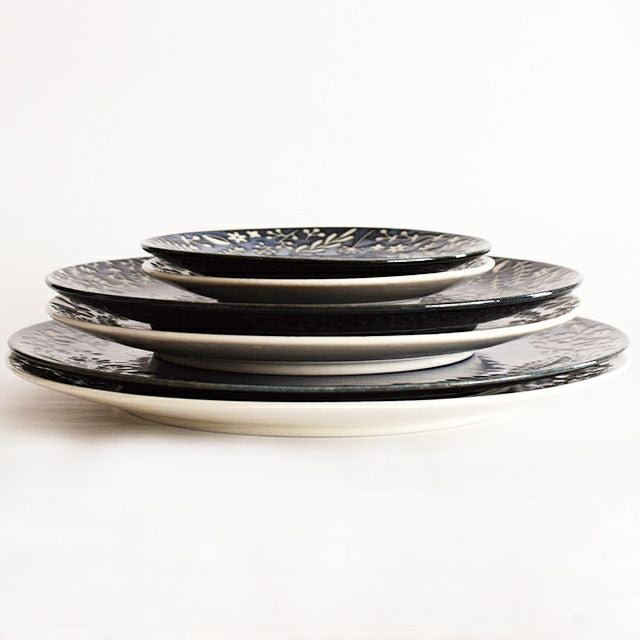 ボタニカル プレート 23cm ネイビー｜和食器通販｜織部 Online Store