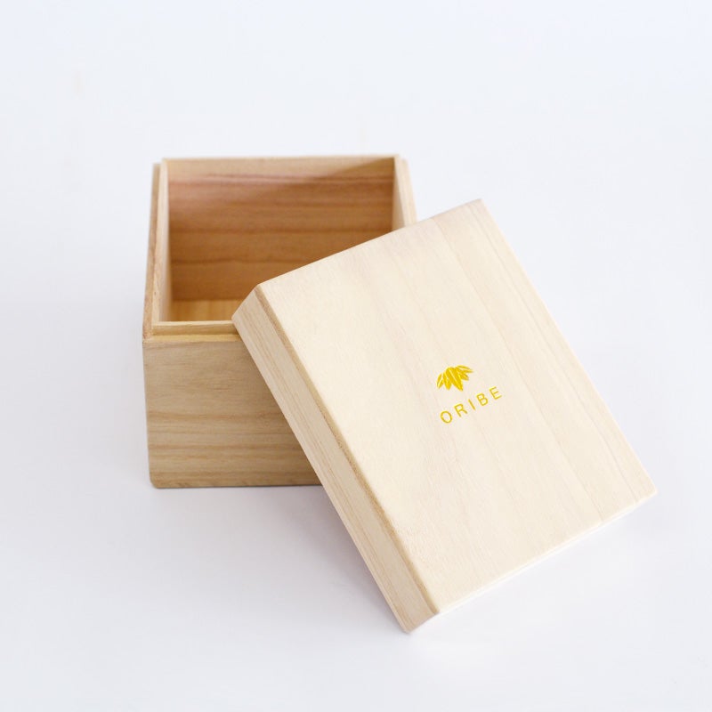 織部オリジナルのギフトボックスです