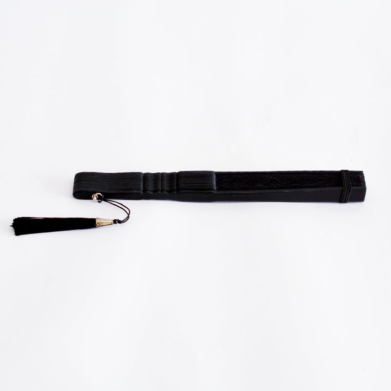 性別を問わず使いやすいブラック