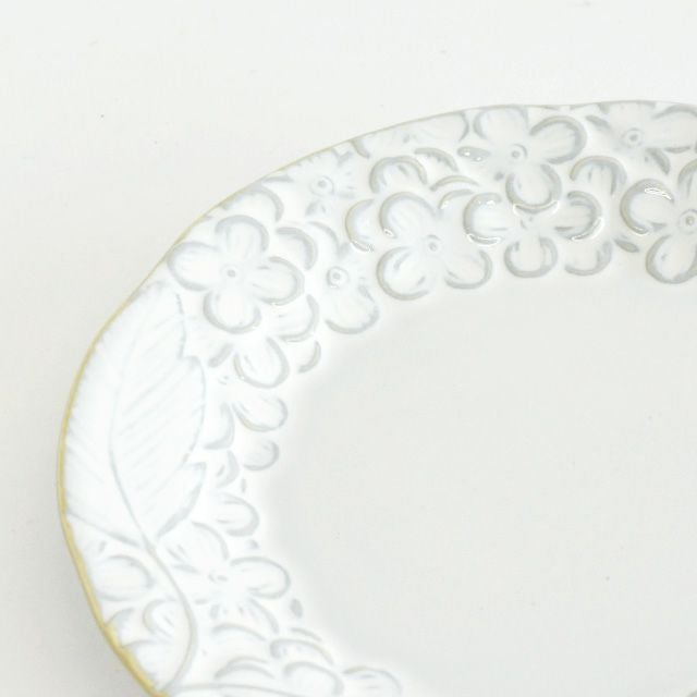 花彫り プレート S ホワイト｜和食器通販｜織部 Online Store【公式】