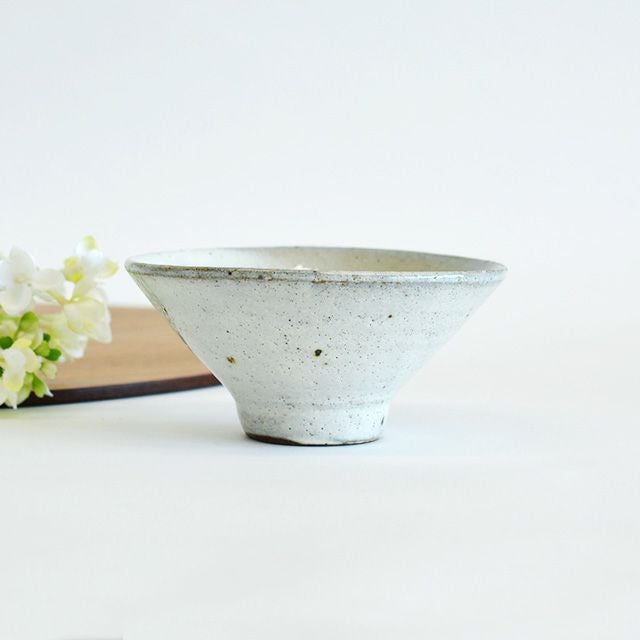 粉引 高台茶碗｜和食器通販｜織部 Online Store【公式】