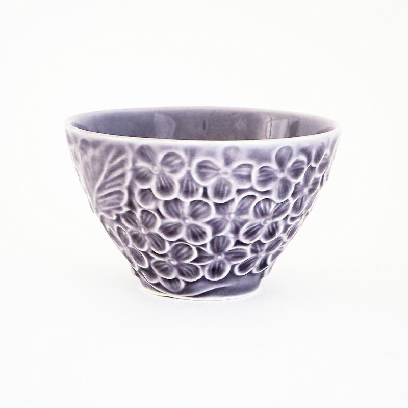花彫り 飯碗 青紫