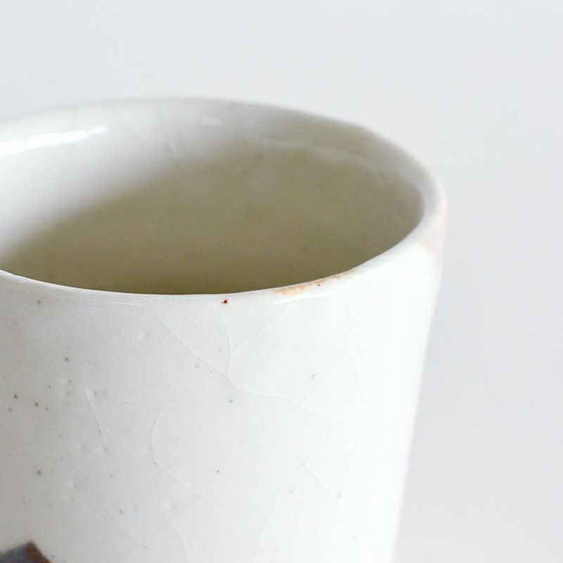 志野唐草文杯（横柄）