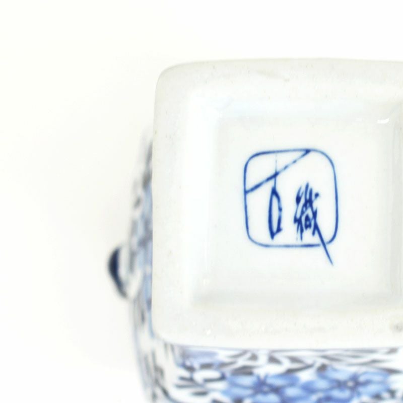 乾隆帝染付耳付花瓶｜和食器通販｜織部 Online Store【公式】