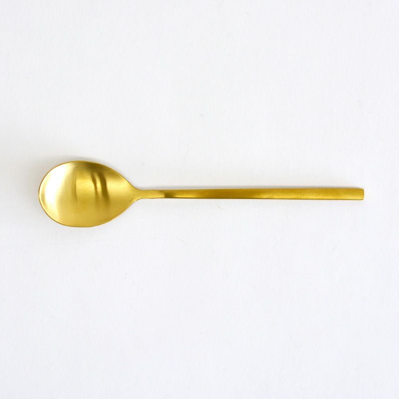 すくう面積が広めの使いやすいスプーン