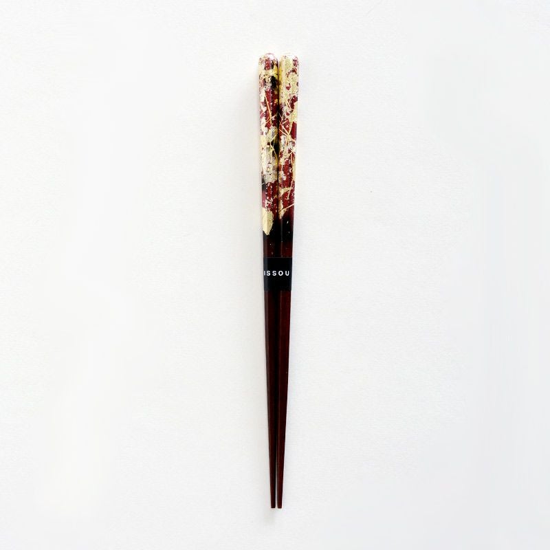 艶やかな金彩を施した箸です