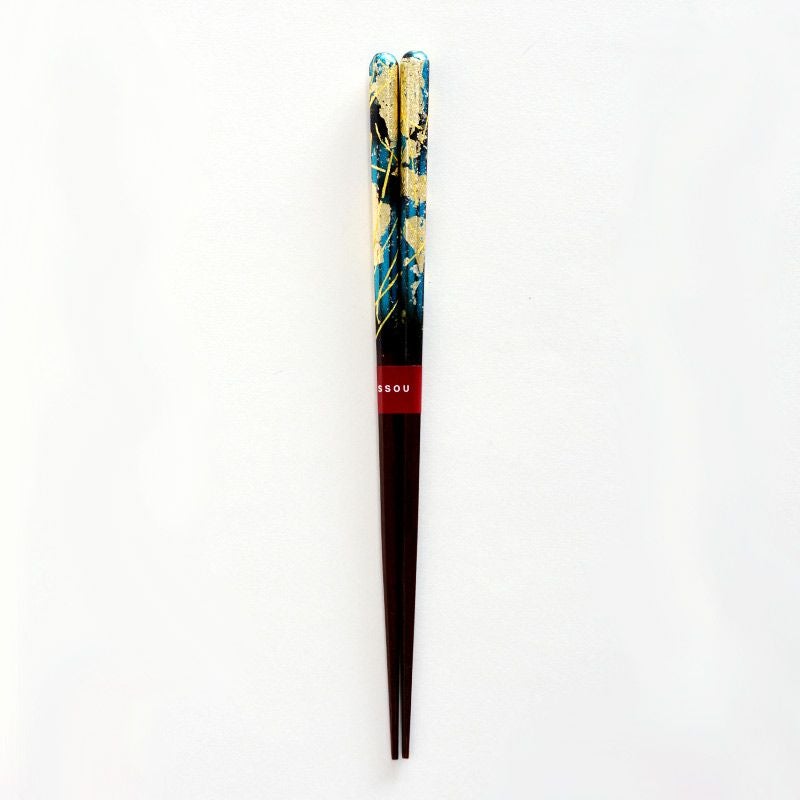 艶やかな金彩を施した箸です