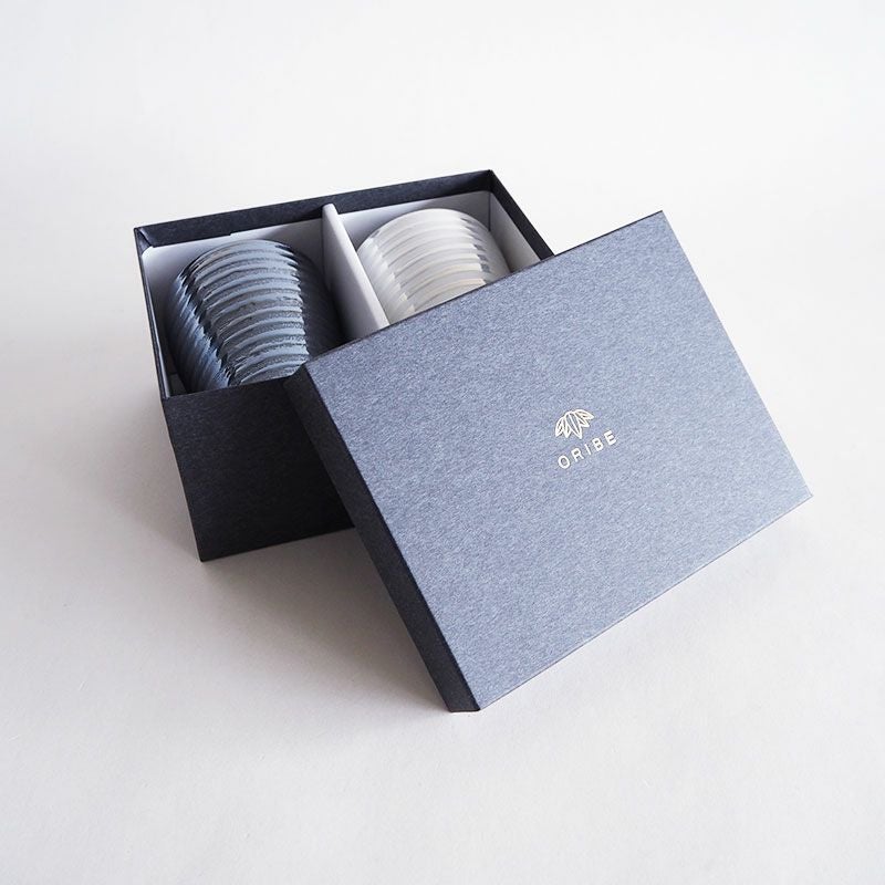 化粧箱入りで贈り物に最適です