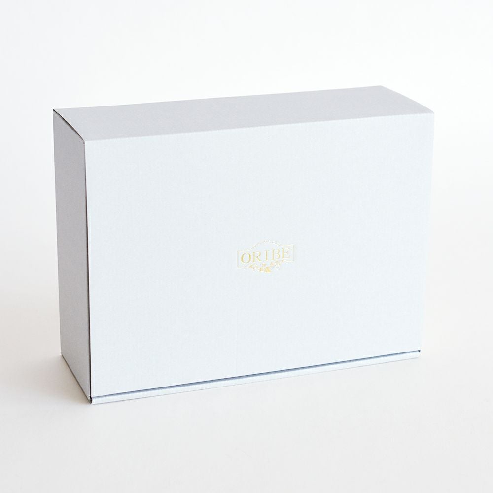 織部オリジナルのギフトボックスです