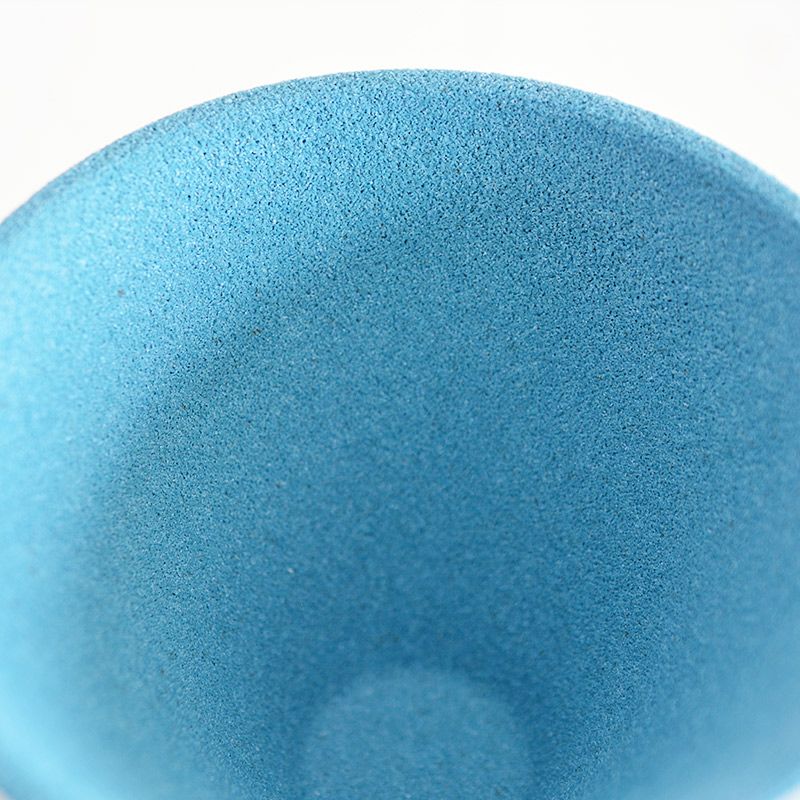 布や紙フィルターよりほんの少し大きな目なのでコーヒーの旨味成分を通します