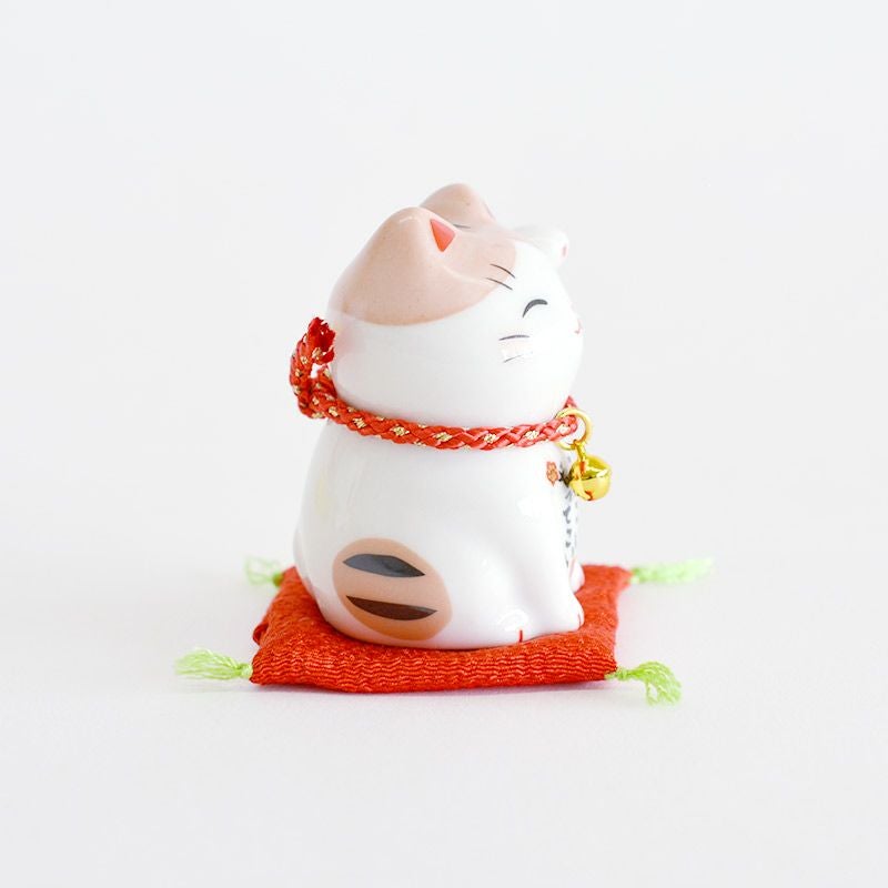 彩絵福招き猫 茶とら｜和食器通販｜織部 Online Store【公式】