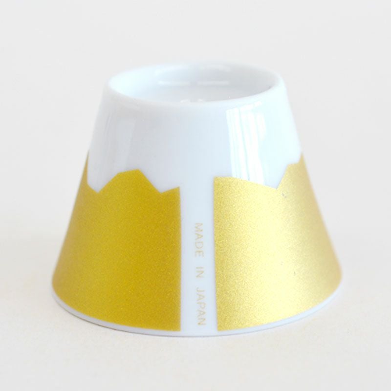 ふせると黄金の富士山になります