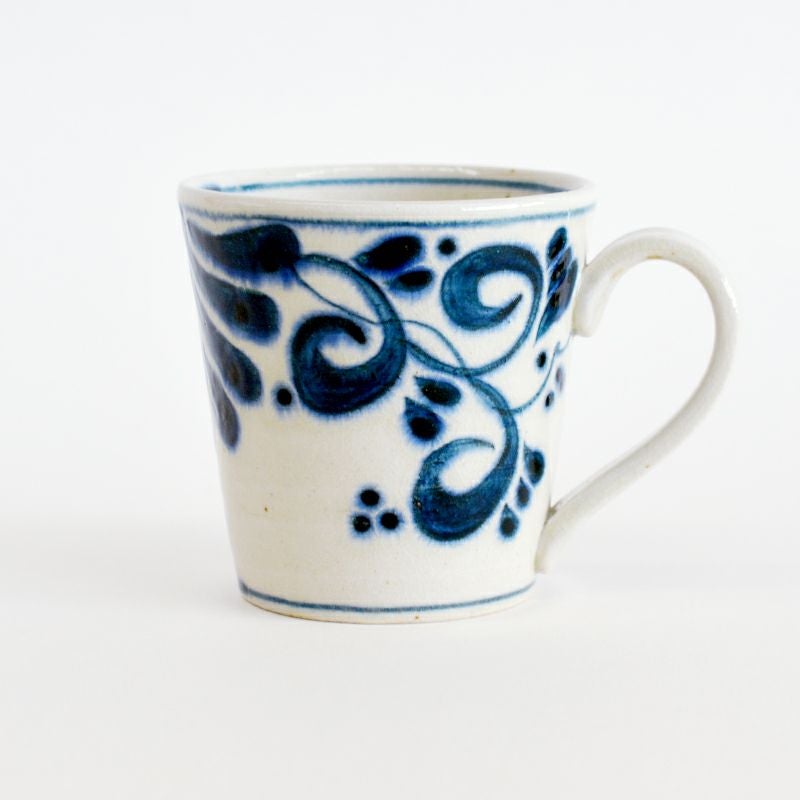 つる唐草 手たたらマグ