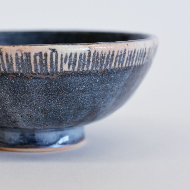 鼠志野 十草 茶碗｜和食器通販｜織部 Online Store【公式】