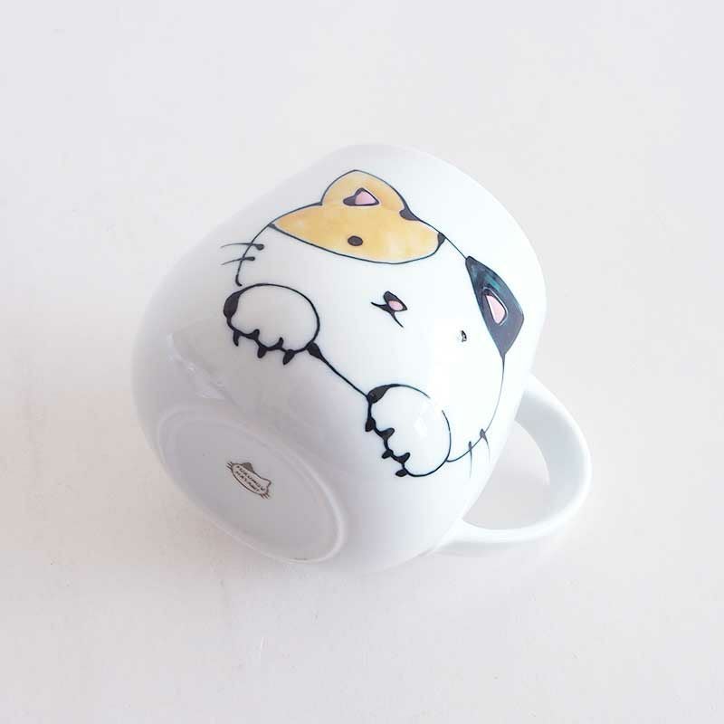 軽くてかわいらしい形状です