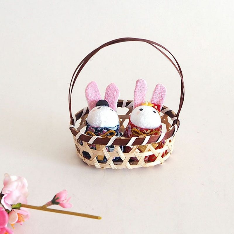 ちりめんお手玉うさぎびな かご入り（友禅）｜和食器通販｜織部 Online