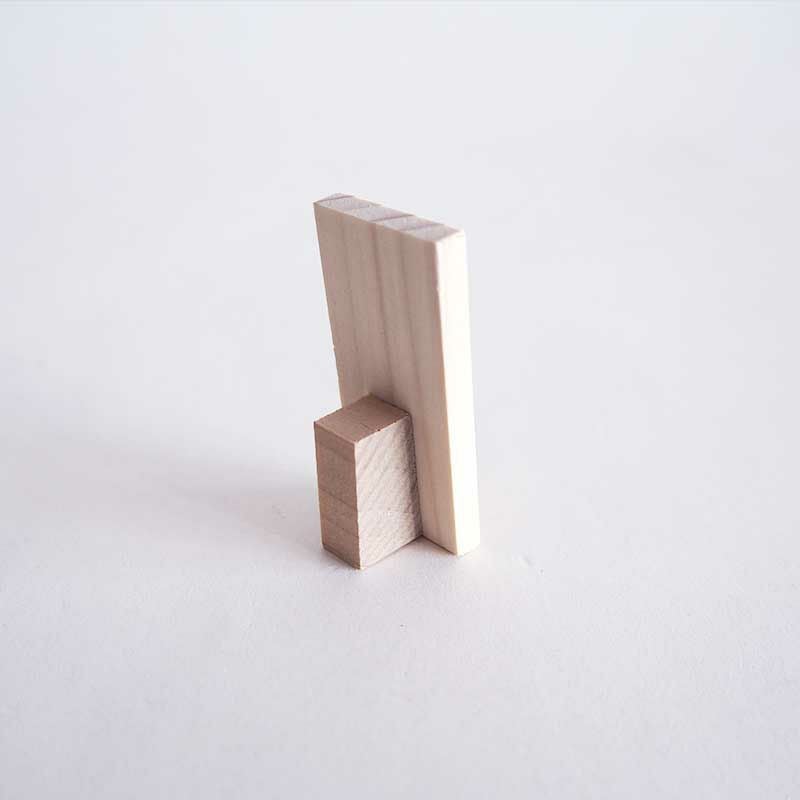 木製の立札です