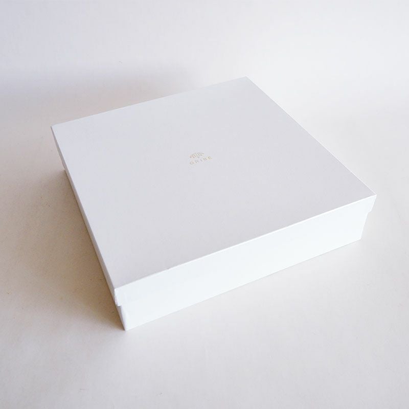 化粧箱に収められ贈り物におすすめです