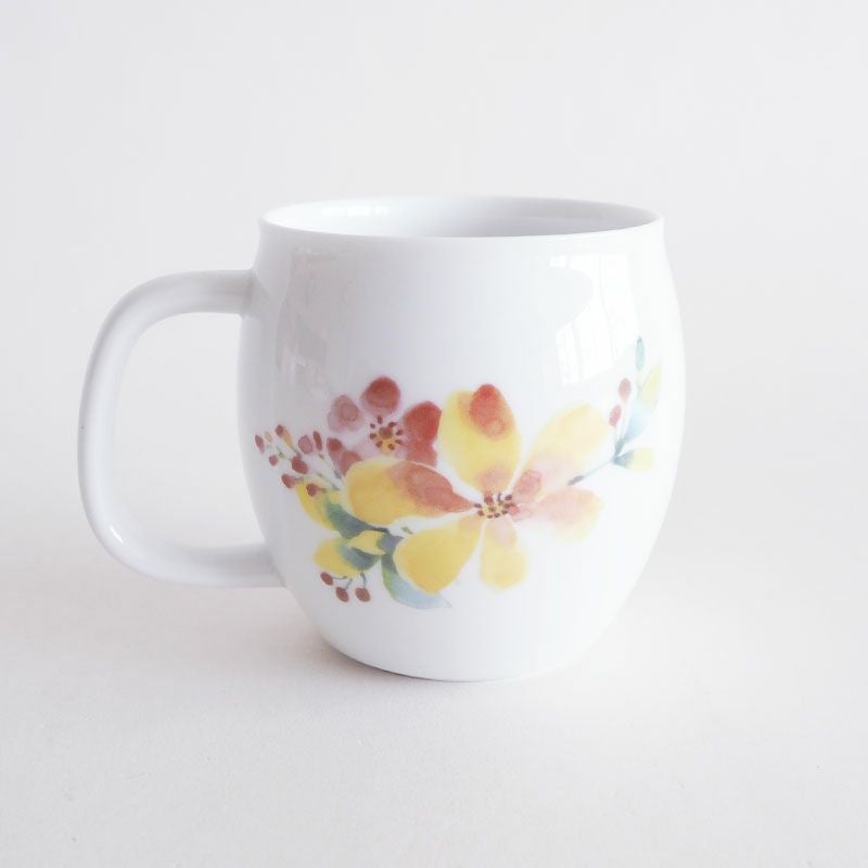 対面にはポーチュラカの花が描かれています