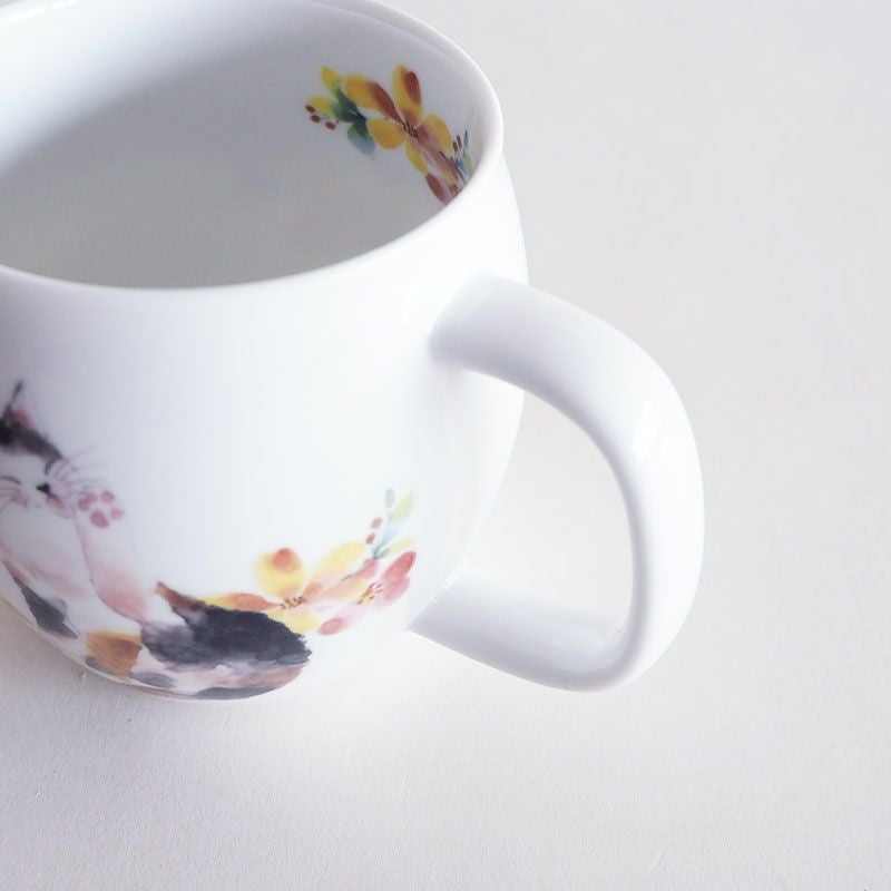 大きなハンドルで握りやすい