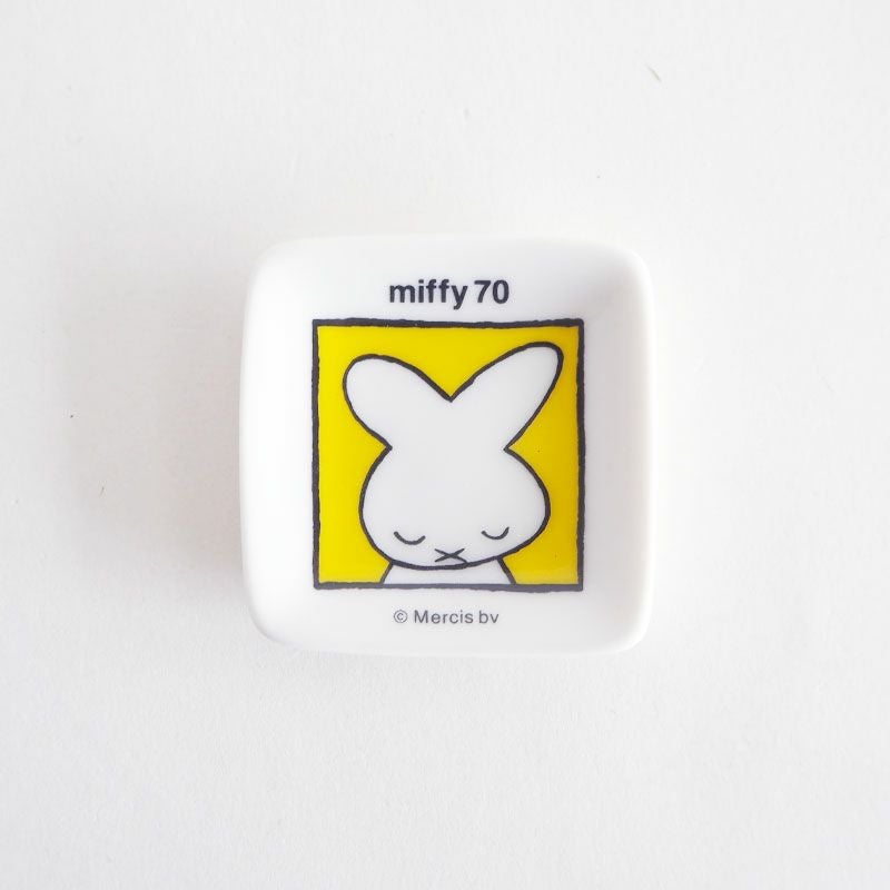 70周年の特別なデザインです