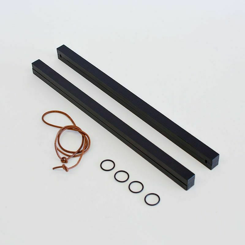 タペストリー棒41㎝（別売り）を使えば手ぬぐいがタペストリーに変身します