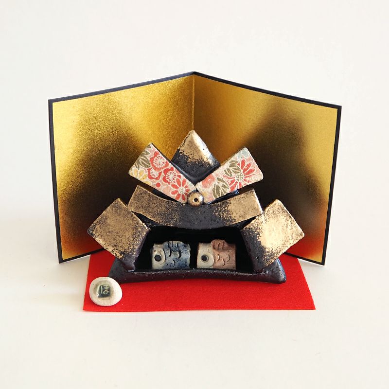 手作りの暖かさと優しさの感じられる五月人形です。