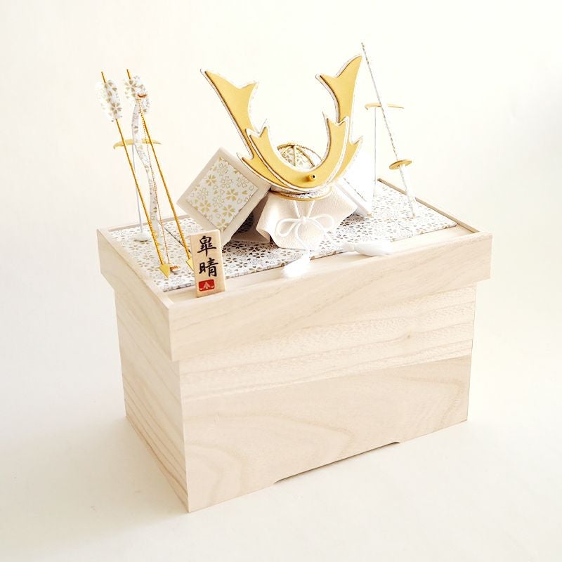 洋間 和室に合うデザインで 小スペースにも季節感をもたらします。