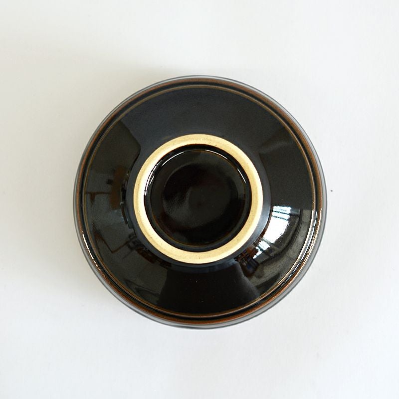 小ぶりな抹茶碗として