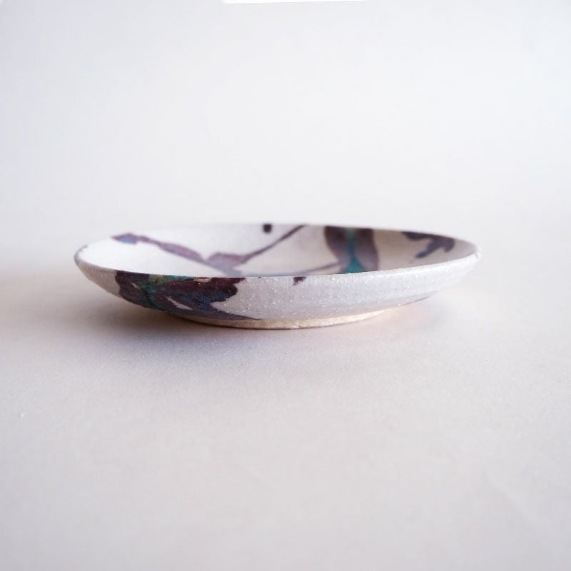 デザート皿として使えるおしゃれな皿です