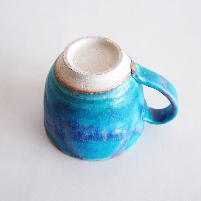 飽きの来ないシンプルな形状です