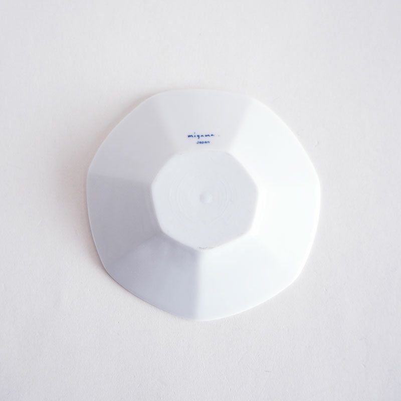 七角形で安定感のある形状です