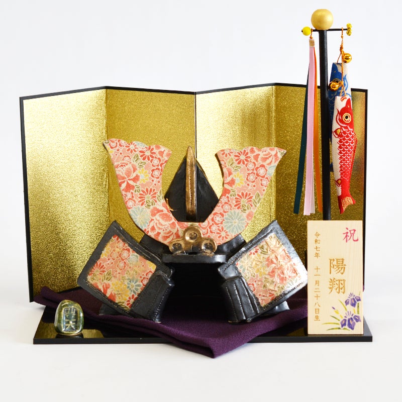 花柄の面で飾った場合の展示例です